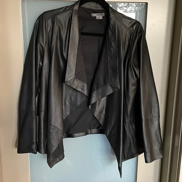 Leather jacket - Picture 1 of 5
